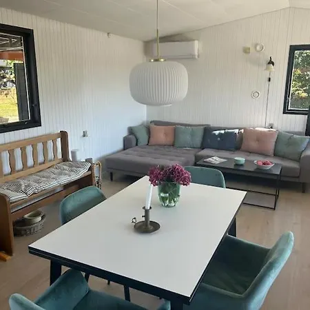 Vacation In Sandvig - Sea & Lighthouse Views * Allinge-Sandvig