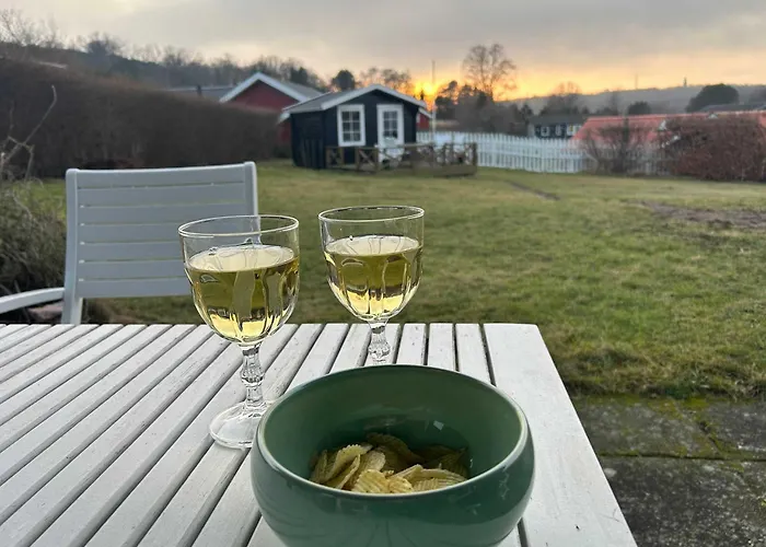 Vacation In Sandvig - Sea & Lighthouse Views Feriehus *